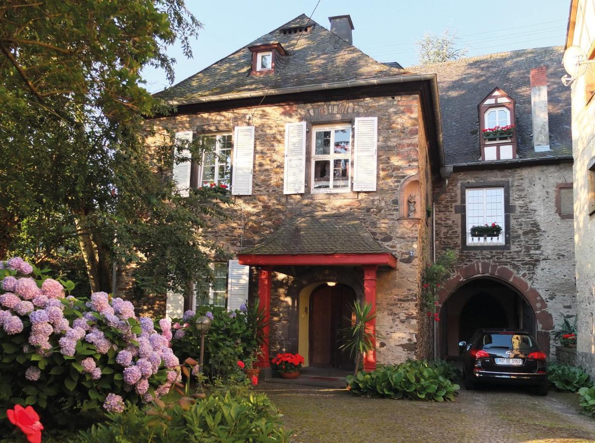 Pension Marienhof Kobern-Gondorf Exterior foto
