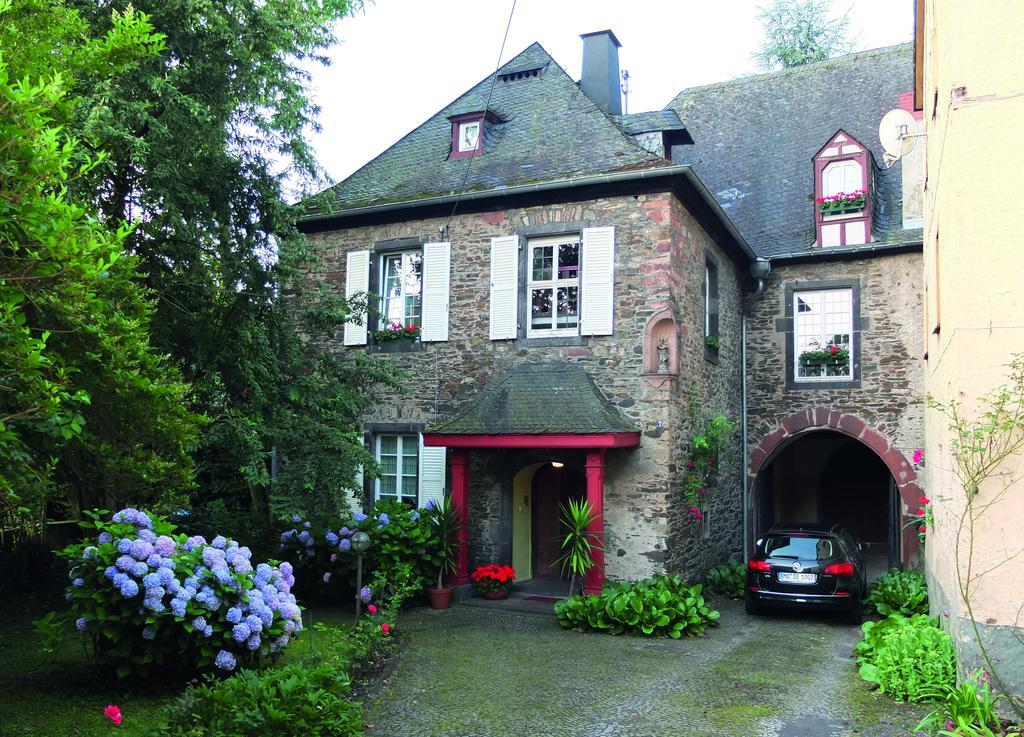 Pension Marienhof Kobern-Gondorf Exterior foto